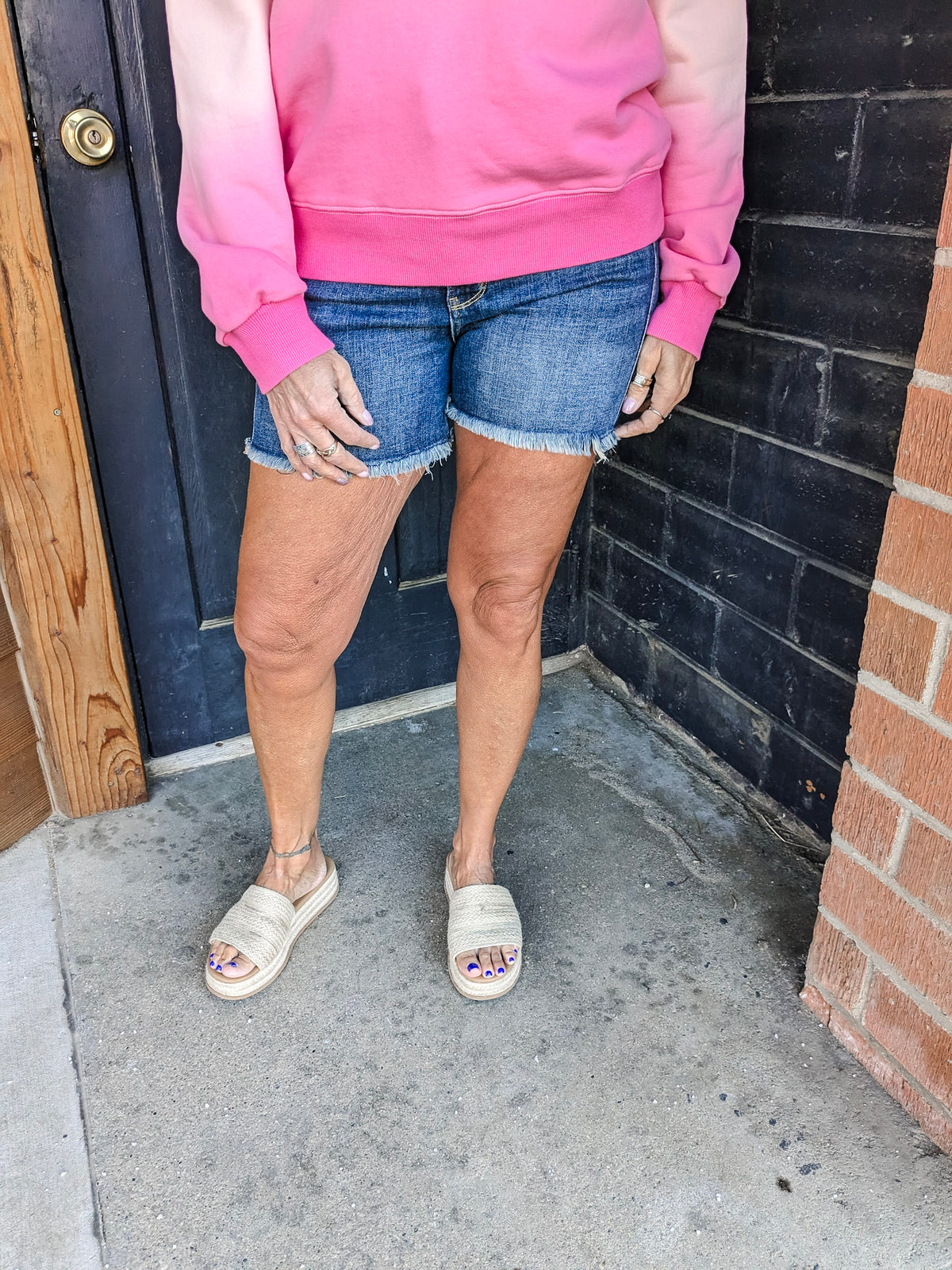 High Rise Fray Hem Shorts