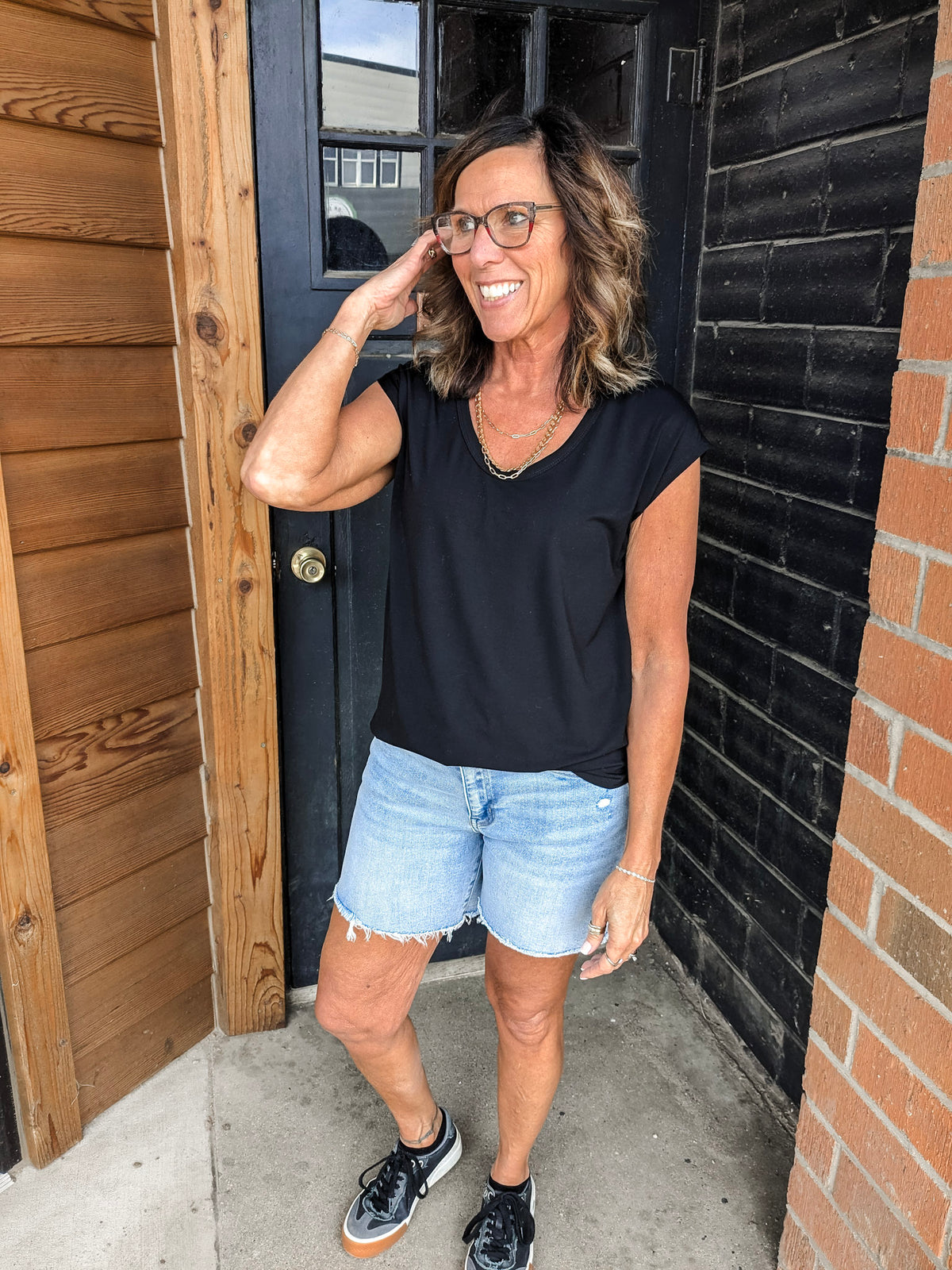 Suzie Scoop Neck Top - Black