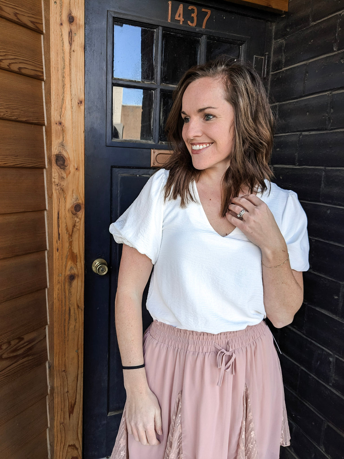 Airflow V-Neck Bubble Sleeve Top - Ivory