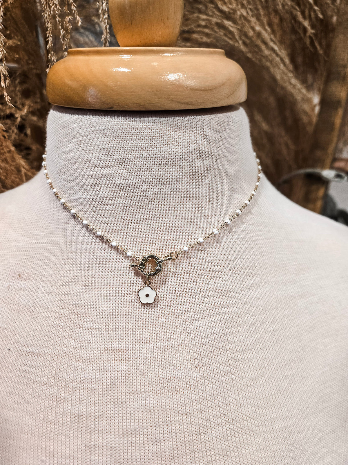 White Flower Necklace