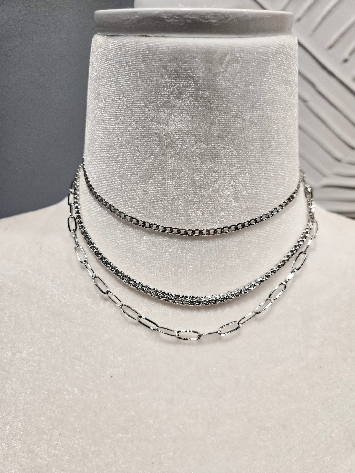 Silver Layers Neckalce